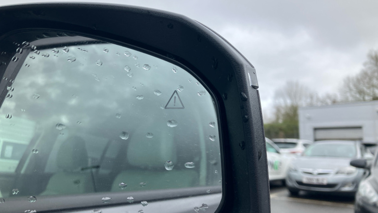 Hyundai SANTA FE 1.6 TGDi Plug-in Hybrid Ultimate 5dr 4WD Auto Estate